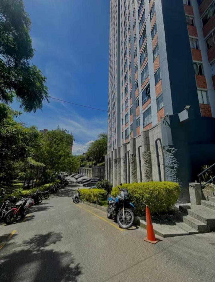 Apartamento Vistas Lindas Cerca Centro Medellín Buitenkant foto